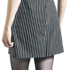 "Pinstripe Spider Web Dress" Kurzes Kleid Schwarz/weiß Von Jawbreaker -Angebote Weib Zauber Store 538994wb